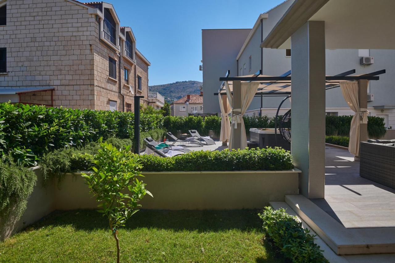 Family Apartment Dubrovnik - Private Jacuzzi Terrace, Private Parking Eksteriør billede