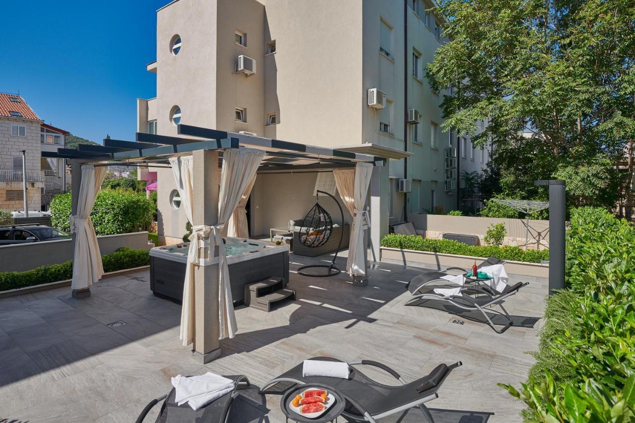 Family Apartment Dubrovnik - Private Jacuzzi Terrace, Private Parking Eksteriør billede