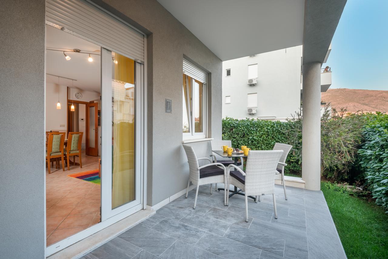 Family Apartment Dubrovnik - Private Jacuzzi Terrace, Private Parking Eksteriør billede